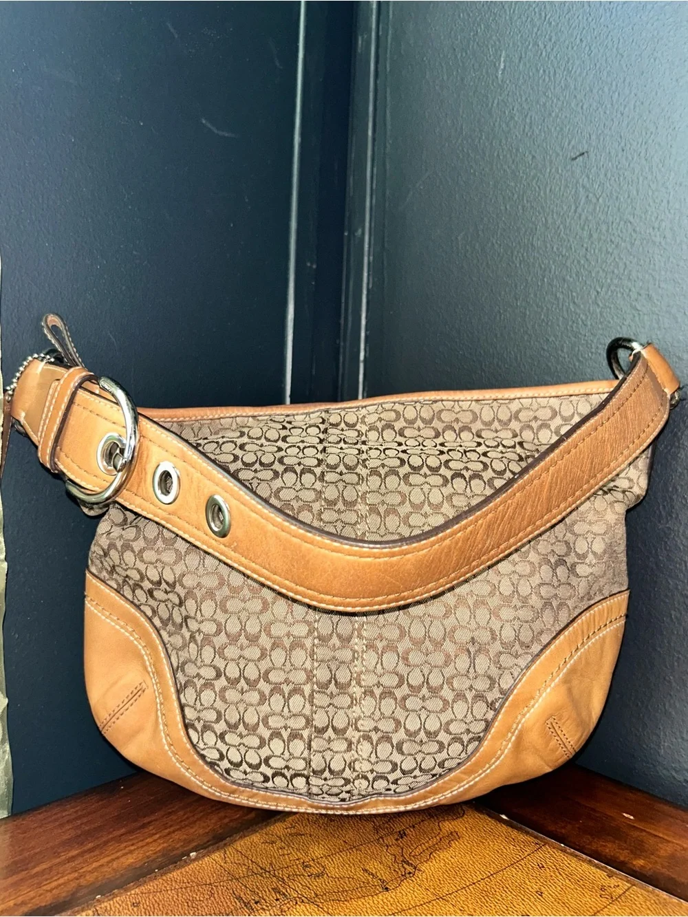 Coach 2007 Y2K Mini Kissing C Signature Monogram Tan Soho Hobo Shoulder Bag - Picture 5 of 15